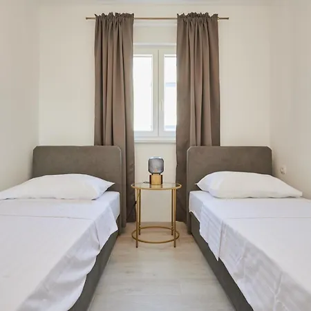 Apartman Rikard Trogir Exterior photo